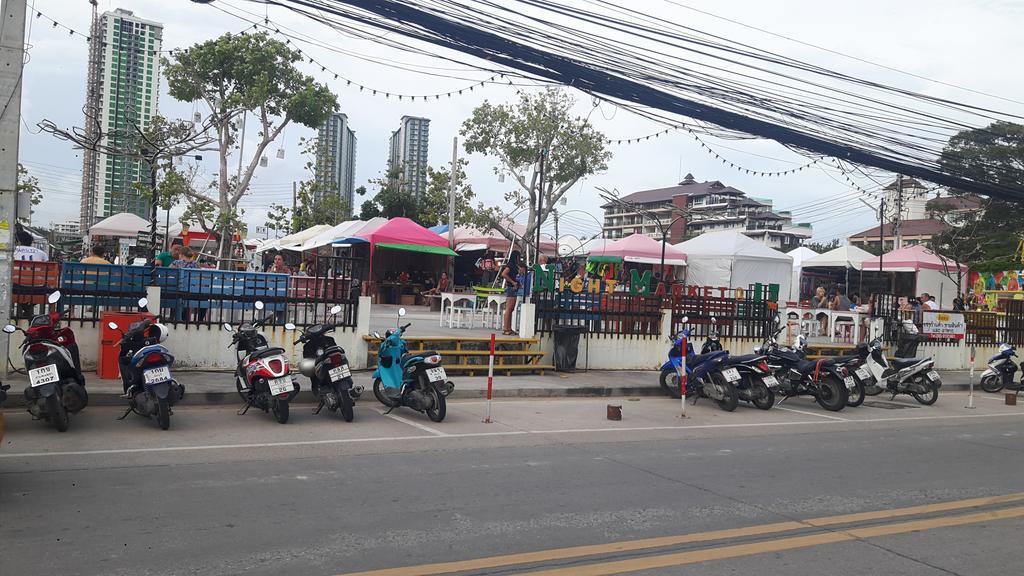 Casanova Inn Pattaya Bagian luar foto