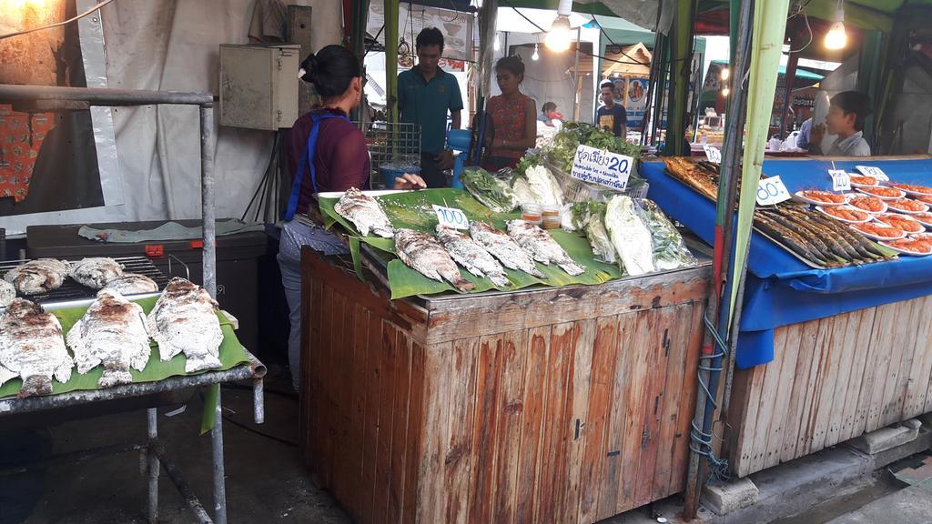 Casanova Inn Pattaya Bagian luar foto